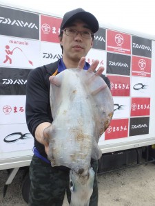 11位　川崎さん 860g　平戸にて