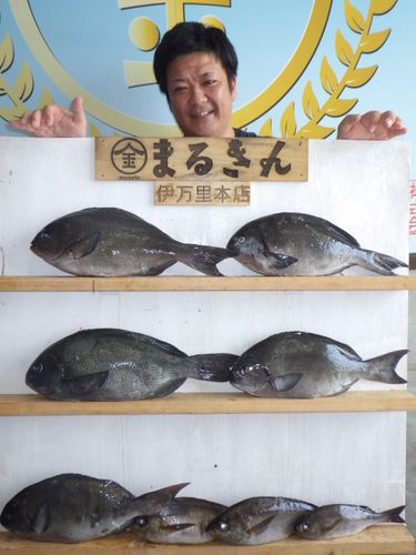 クロ